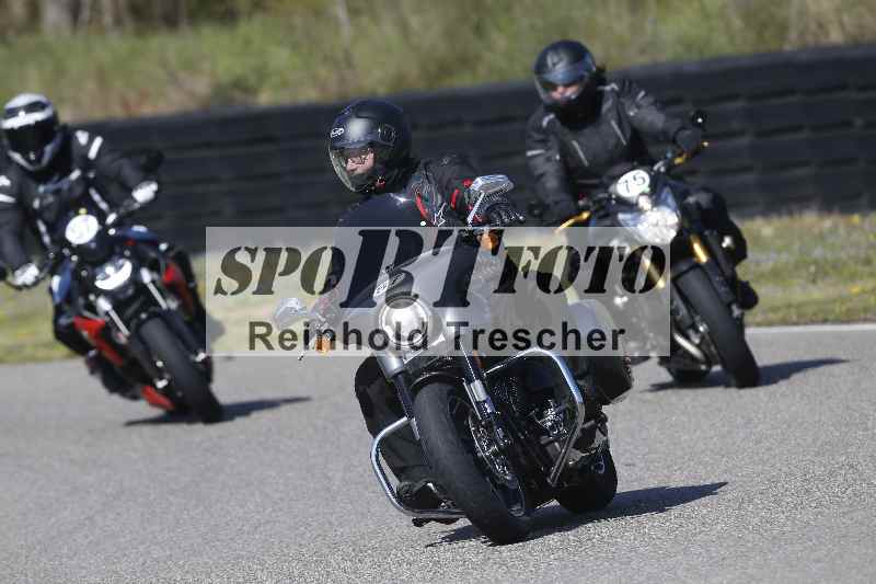 /01 02.04.2026 MAZ ADR/Gruppe gelb Gruppe gruen/75